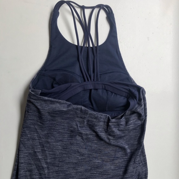 lululemon athletica Tops - Lululemon tank top w/ built in sports bra